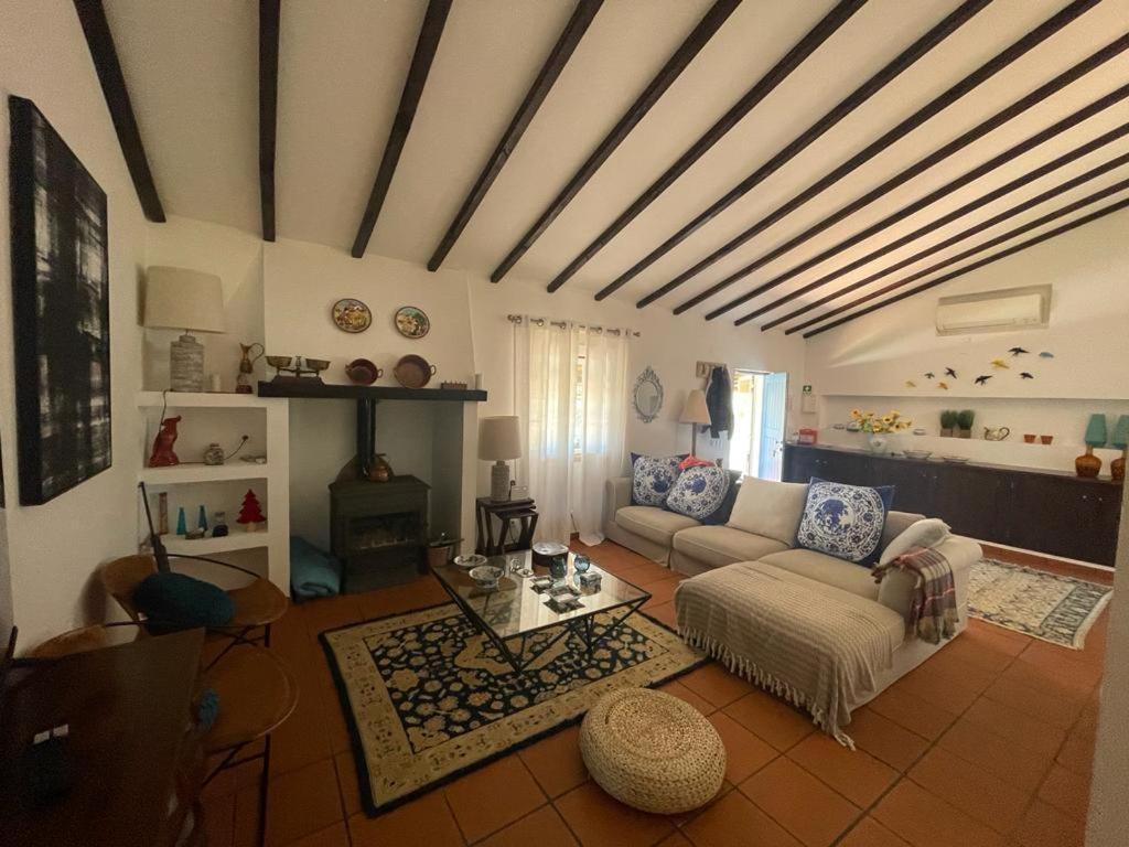 Casa Das Oliveiras เอวิส ภายนอก รูปภาพ